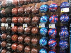-迪卡侬(西三旗店)