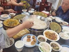 -老来福·非遗酸汤兔(凯旋路店)
