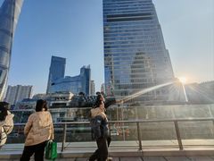-陆家嘴空中步行连廊