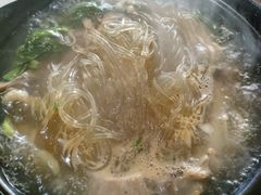 -老秦盖浇饭鸭子饭(回音必小区店)