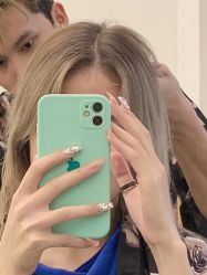 -V8潮牌·接发烫染连锁