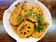 卤藕片-黑白电视长沙小吃(美林M·LIVE天地东座店)