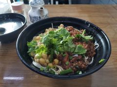 -耙豌豆重庆小面