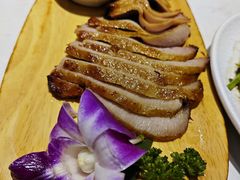 香烤猪颈肉配秘制蘸料-正泰餐厅AmazingThai(新奥购物中心店)