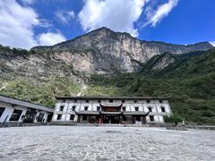 -鹿院坪生态旅游景区