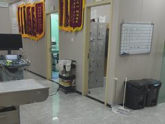 -瑞鹏宠物医院·骨外科·心肾科·肿瘤科(九亭店)