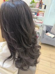 -首脑美发沙龙