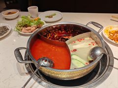 -周师兄大刀腰片火锅(洪崖洞旗舰店)