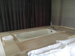 -黎客国际酒店