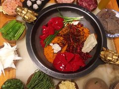 -黄潇洒老火锅(九眼桥宏济巷店)