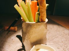-穹六人间 people 6(岳阳路店)