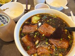 麻辣牛肉丁面（小碗）-中国厨房/台湾牛肉面