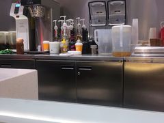 -NOWWA挪瓦咖啡(SOHO中山广场店)