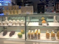 面包甜点陈列柜-喜茶(杭州滨江宝龙店)