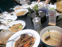 -忆江南·临江鱼馆