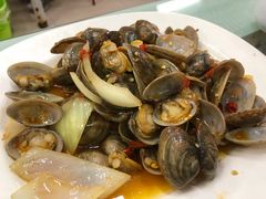 -小辣妹川味海鲜加工店(第一市场椰风巷店)