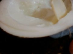 -志龙皇冠吃货椰子铺