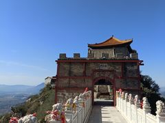 -鸡鸣山旅游风景区