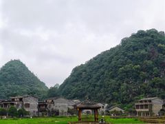 -高荡千年布依古寨旅游景区