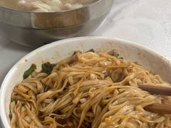 -依云煎包店