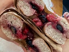 莓莓姐妹-Catch Bagel(芳草地店)