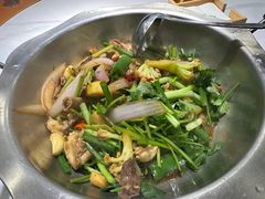 -九道菜有鸡鱼头(石鼓路店)