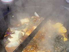 -鱼窝棚柴火铁锅炖(富山屯店)