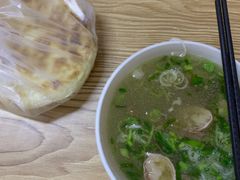 馍馍-马尔沙牛杂(海一大厦店)