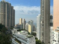 -香港大学