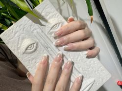 -CM.Nail美甲美睫