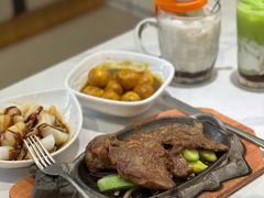 -樂麗餐室 · 本地茶餐廳(扬名广场店)