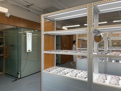 -无奔眼镜·蔡司·依视路授权店(马家堡店)