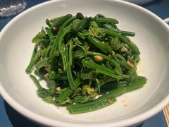 -一坐一忘云南菜(嘉里中心店)
