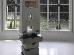 -胶囊画廊