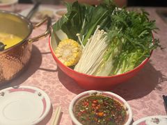 -囍凤楼·粤菜·点心·火锅(温特莱店)