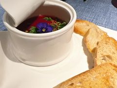 自制法式鹅肝酱配香脆面包-弦月窗LUNETTE BY AMANDA(复兴路店)