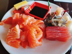 -荣誉国际酒店-云顶旋转餐厅