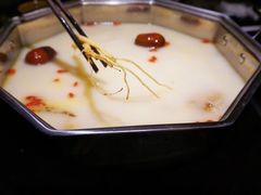 -新草堂锅物料理(泉城路店)