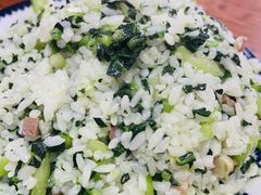 -胡子饮食店