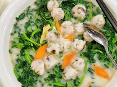 -东豪园林海鲜酒家(南港路辅路店)