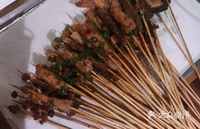 Charcoal-Grilled Golden Chicken Wings