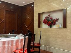 -花中城·杭帮菜·粤菜·海鲜火锅(清泰街店)