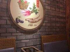 卡座-好嫂子酱猪手•农家菜(华远坊店)