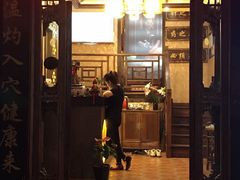 -莱仪堂艾灸经络养生馆(武威东路店)