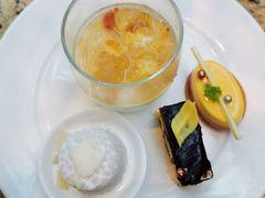 -松山湖凯悦酒店·Café自助餐厅·周末火舞秀表演