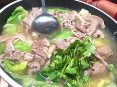 -川堂风·跷脚牛肉·乐山爆炒(宝山日月光店)