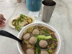 -颂记牛肉粉