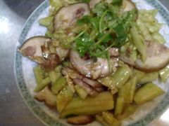 肘花拍黄瓜-三子下水馆(南十四道街151号店)