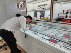 -翰佐蔡司小乐圆·依视路星趣控·暴龙眼镜折扣店