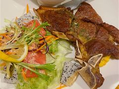 -西堤复合时尚餐厅